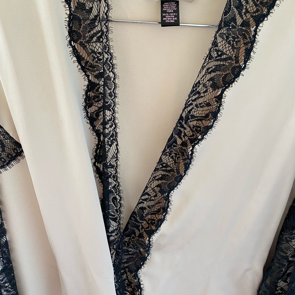 Victoria’s  Secret Robe - Picture 6 of 7